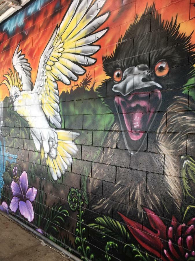 Big Bird Backpackers Brisbane Exterior photo